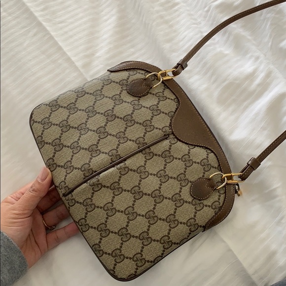 Authentic Vintage Gucci Crossbody - Picture 11 of 11